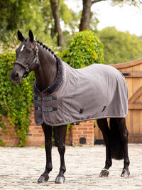 LeMieux Luxe Fleece Paardendeken Graphite Zweetdekens - Maddelin Equestrian LeMieux