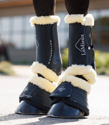 LeMieux Motionflex Springschoenen met Fleece Naturel Springschoenen - Maddelin Equestrian LeMieux
