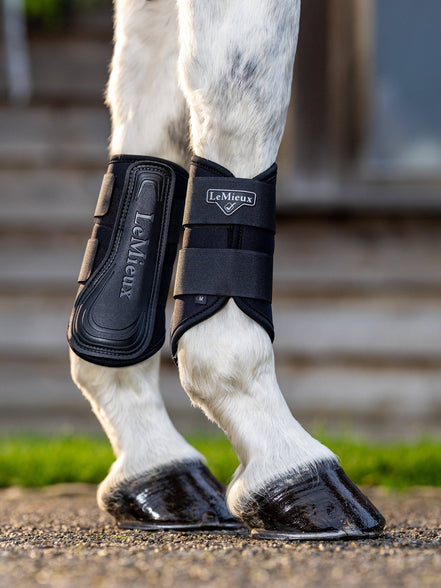 LeMieux New Grafter Peesbeschermers Beenbeschermers - Maddelin Equestrian LeMieux