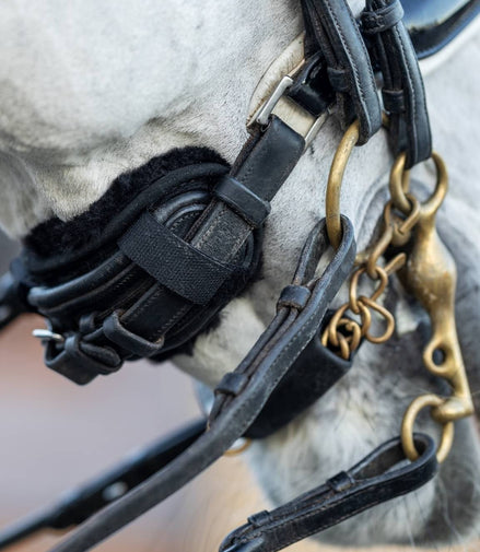 LeMieux Simuwool Neusriembeschermer Toebehoren hoofdstellen - Maddelin Equestrian LeMieux