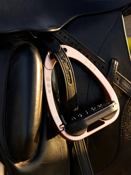 LeMieux Vector Control Stirrup Veiligheidsbeugel Beugels - Maddelin Equestrian LeMieux