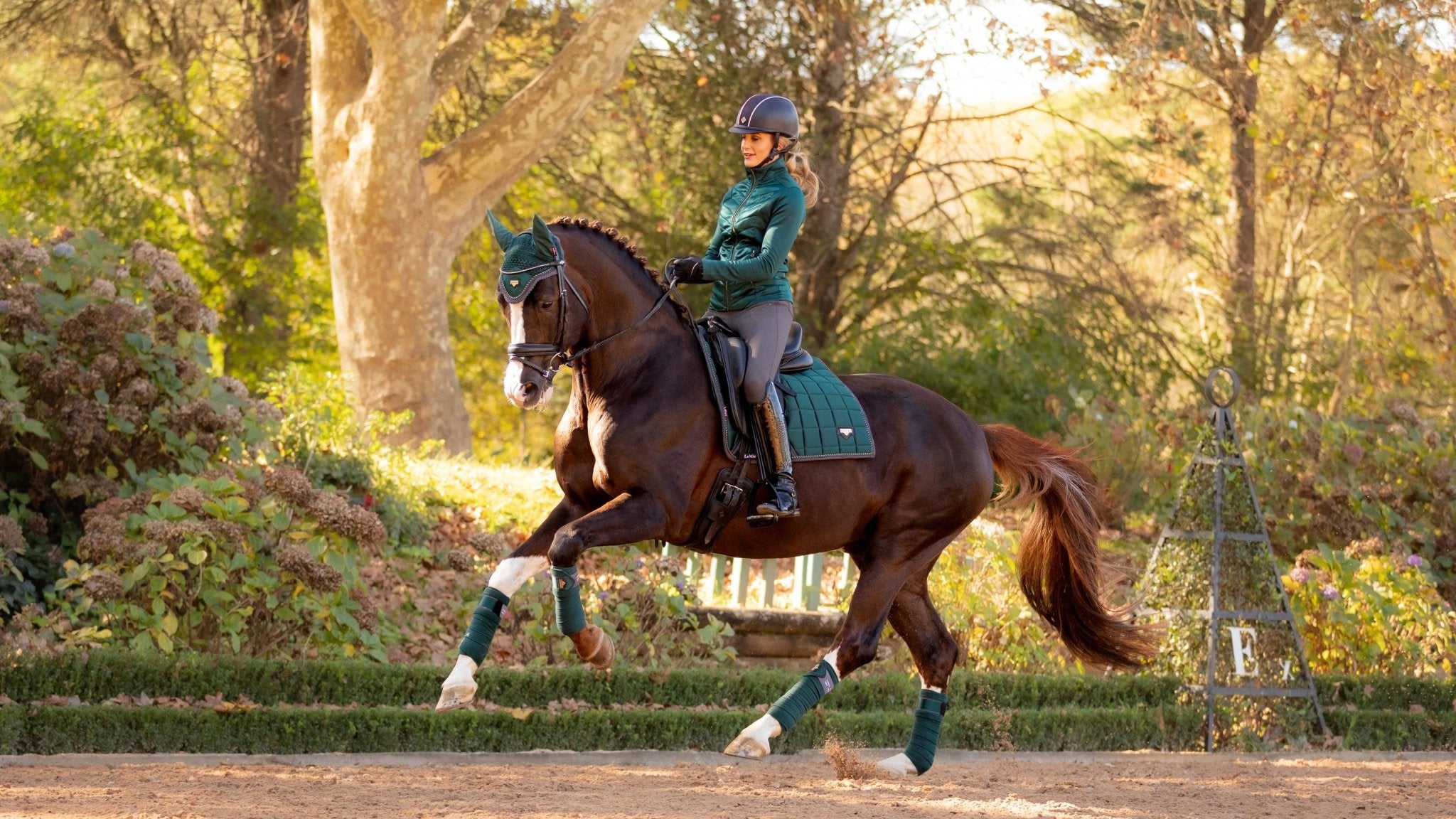 LeMieux Zadeldek Loire Classic Spruce Zadeldoeken - Maddelin Equestrian LeMieux