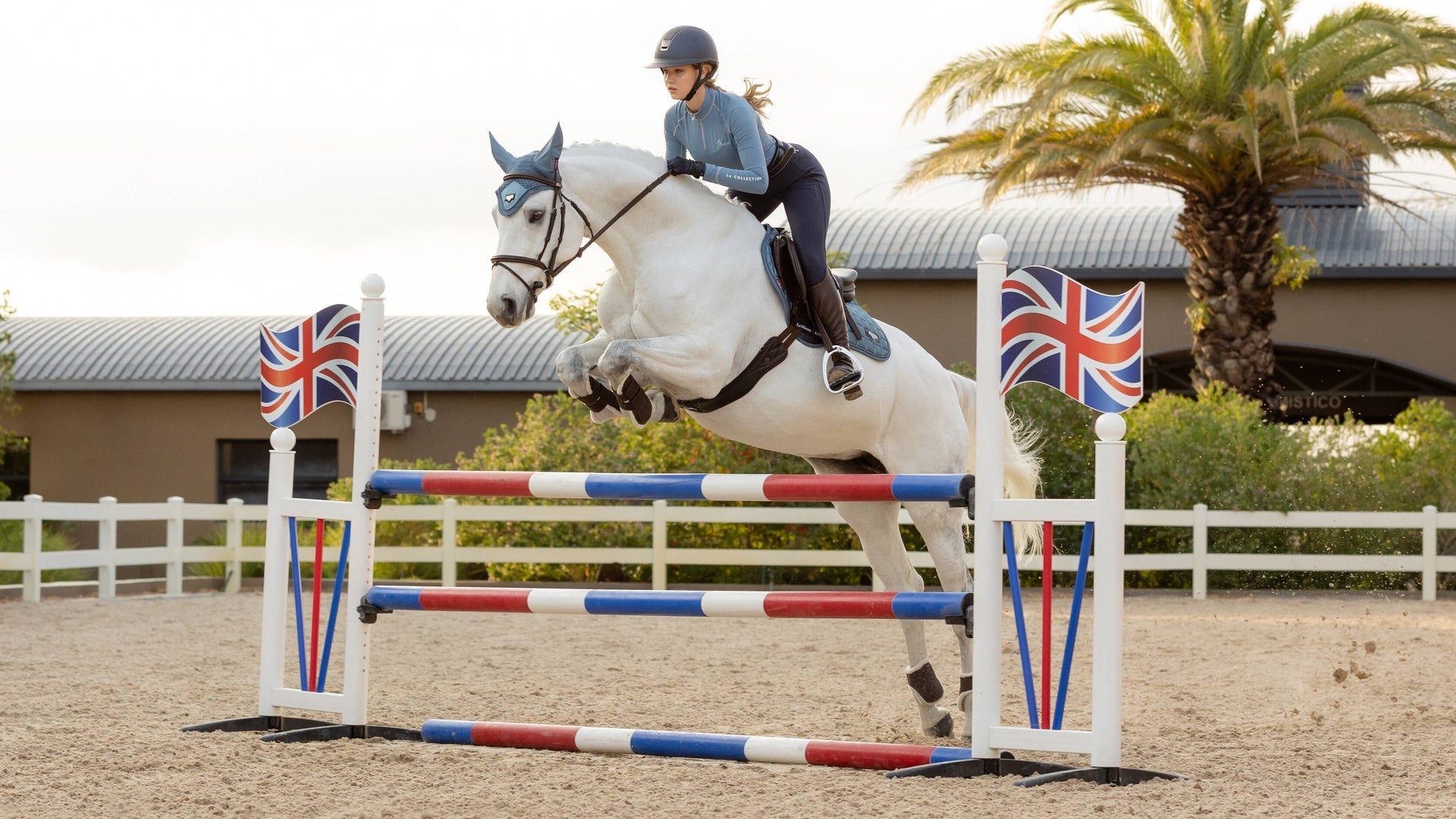 LeMieux Zadeldek Loire Memory Close Contact Square Zadeldoeken - Maddelin Equestrian LeMieux