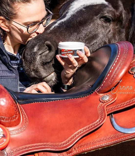 Leovet Leather Cream 200ml Lederonderhoud - Maddelin Equestrian Leovet