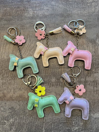 LJ Leathers Keychain Horse Geschenken - Maddelin Equestrian LJ Leathers