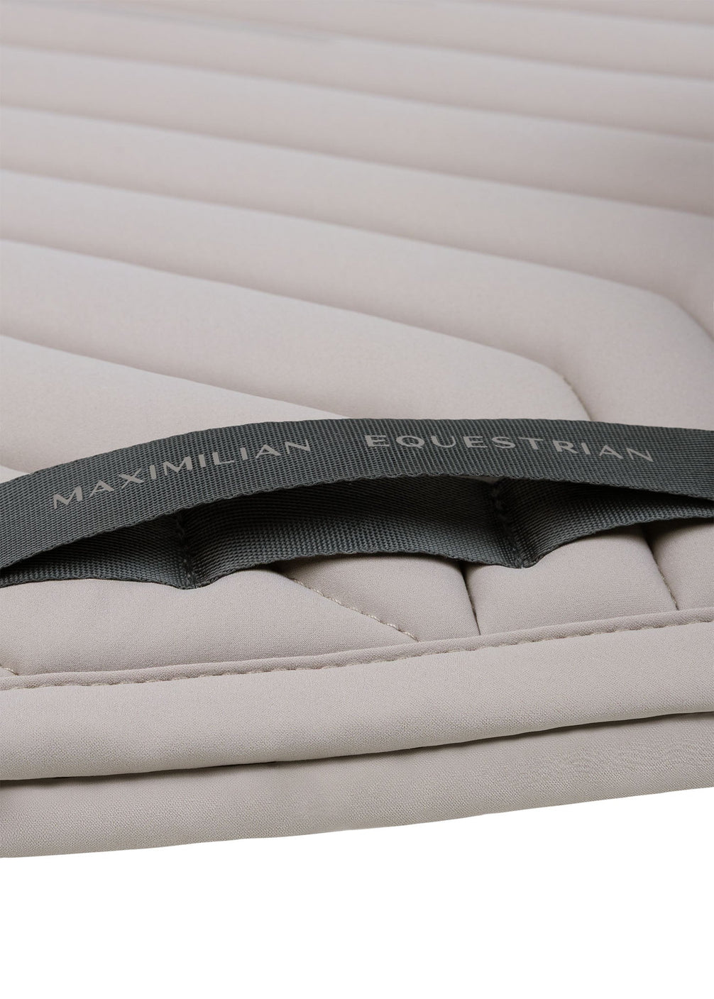 Maximilian Delta Zadeldek Zadeldoeken - Maddelin Equestrian Maximilian
