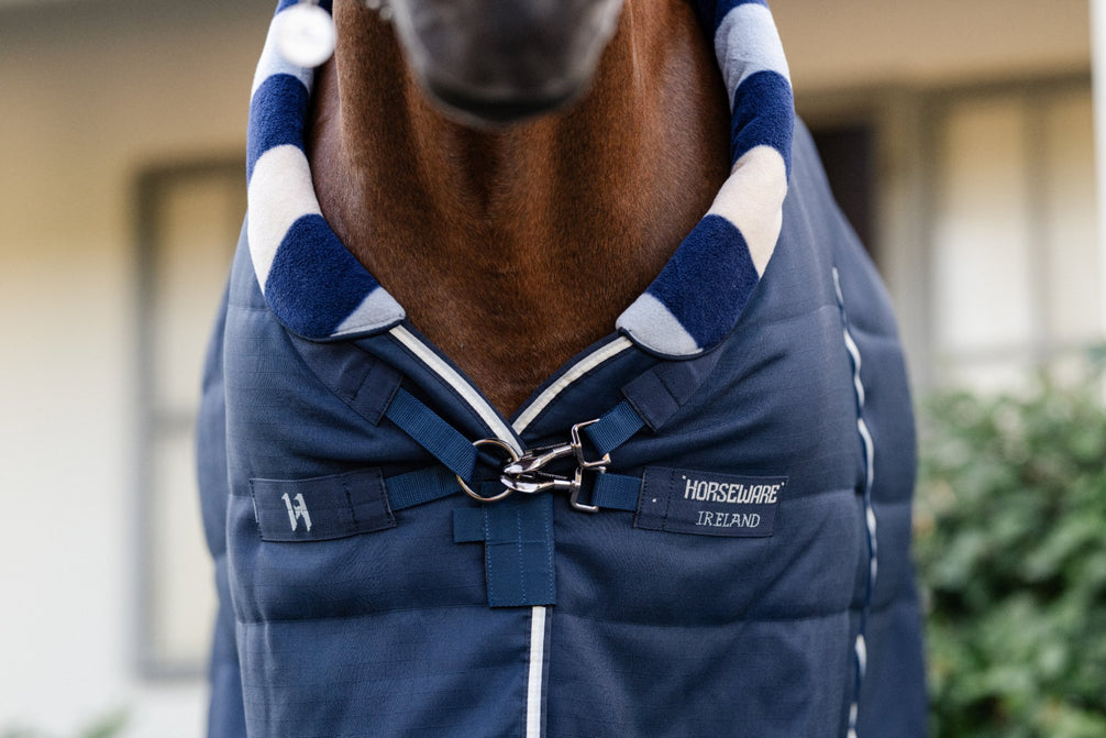 Borstbanden met sluiting van de Newmarket Cosy staldeken