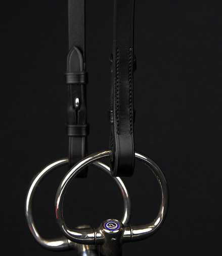 PS of Sweden Cheek Pieces with selectable cradles; flat; french hook Toebehoren hoofdstellen - Maddelin Equestrian PS Of Sweden