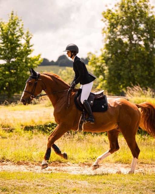 Samshield Spineshield Zadeldek Embroidery Zadeldoeken - Maddelin Equestrian Samshield