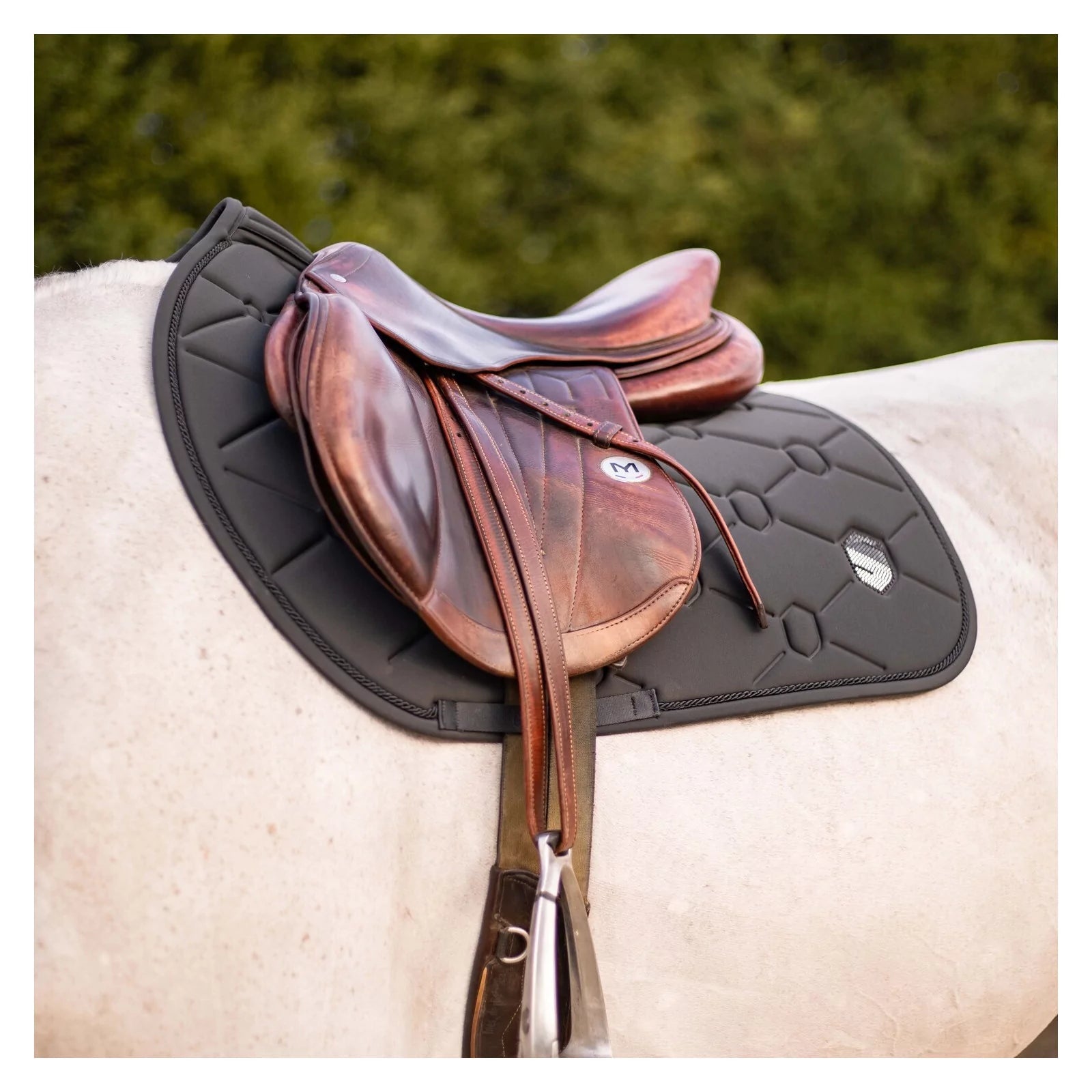 Samshield Spineshield Zadeldek Swarovski Zadeldoeken - Maddelin Equestrian Samshield