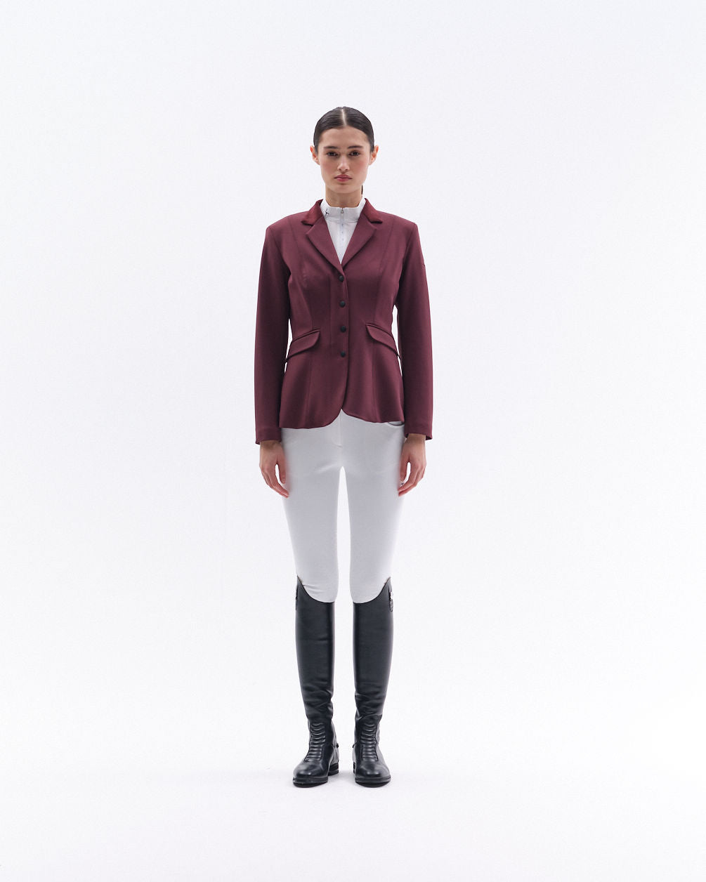 Trolle Light Tech Class Wedstrijdjas Dames Bordeaux gedragen Wedstrijdjassen - Maddelin Equestrian Trolle