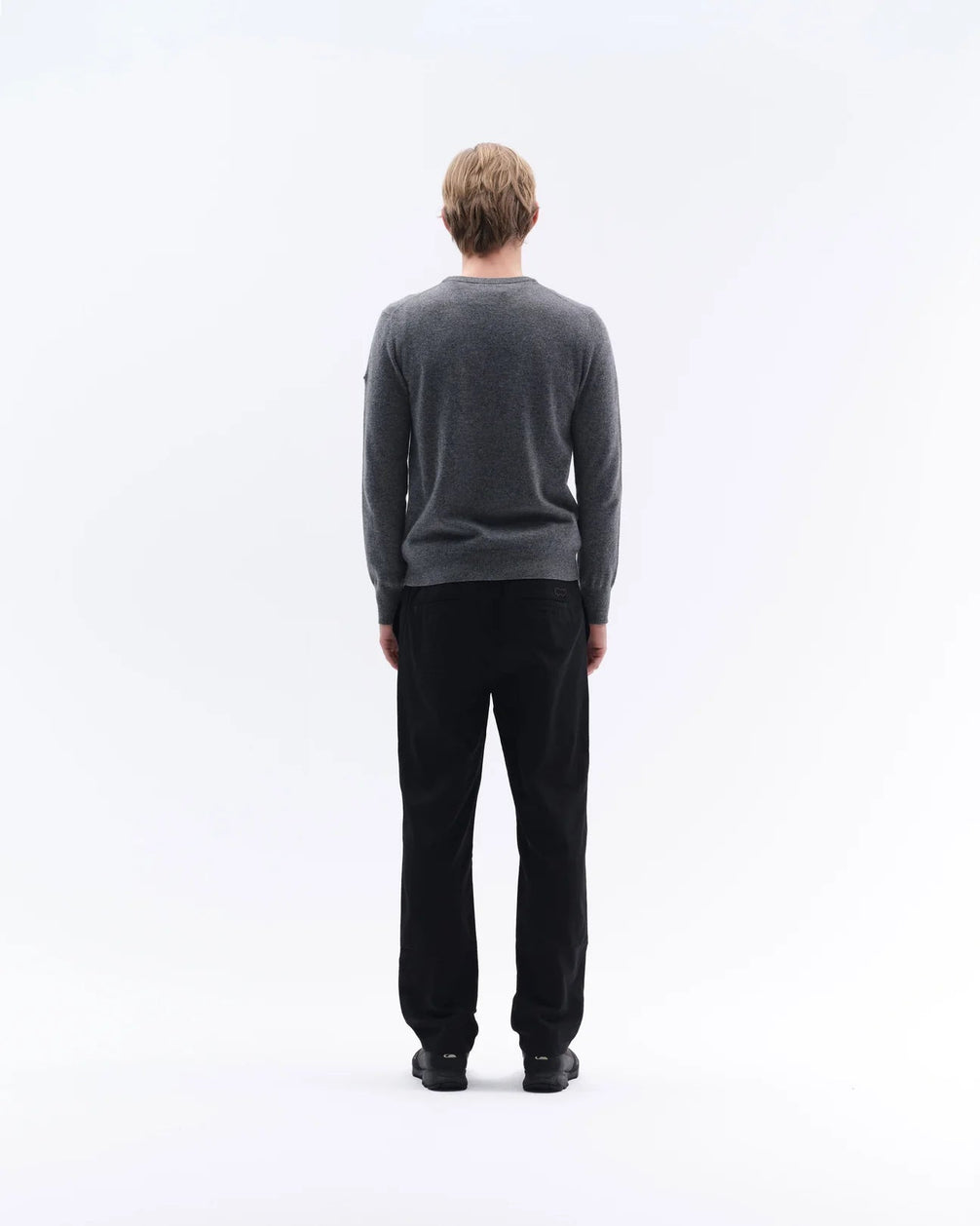 Trolle Tonal Cashmere Logo Crew Sweater Heren Heren Shirts & sweaters - Maddelin Equestrian Trolle