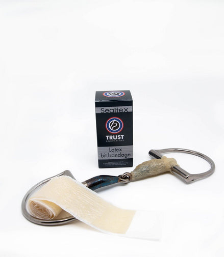 Trust Sealtex Latex bit bandage Toebehoren bitten - Maddelin Equestrian Trust